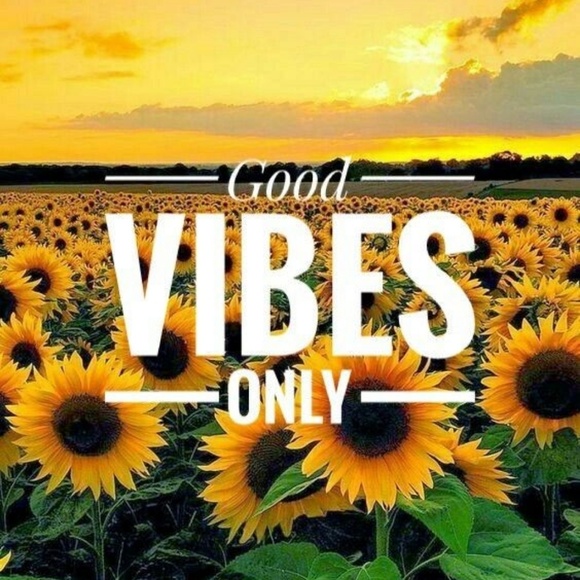 Meet your Posher, Brooke - Picture 1 of 1